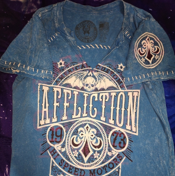 Affliction short sleeved v-neck shirt - Picture 4 of 5
